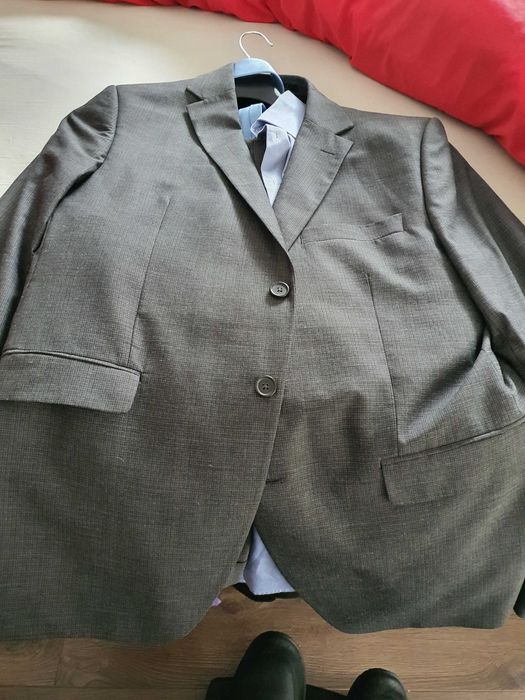 Vendo fato práticamente novo.