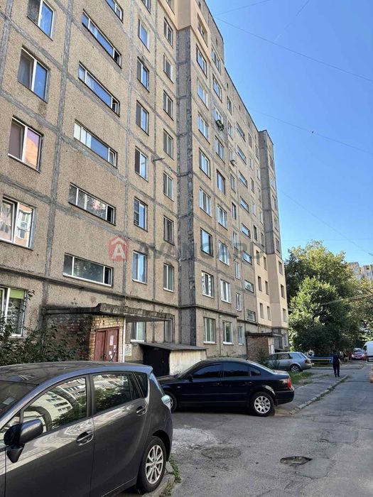 Трикімнатна квартира на 2-ому поверсі Вишенька