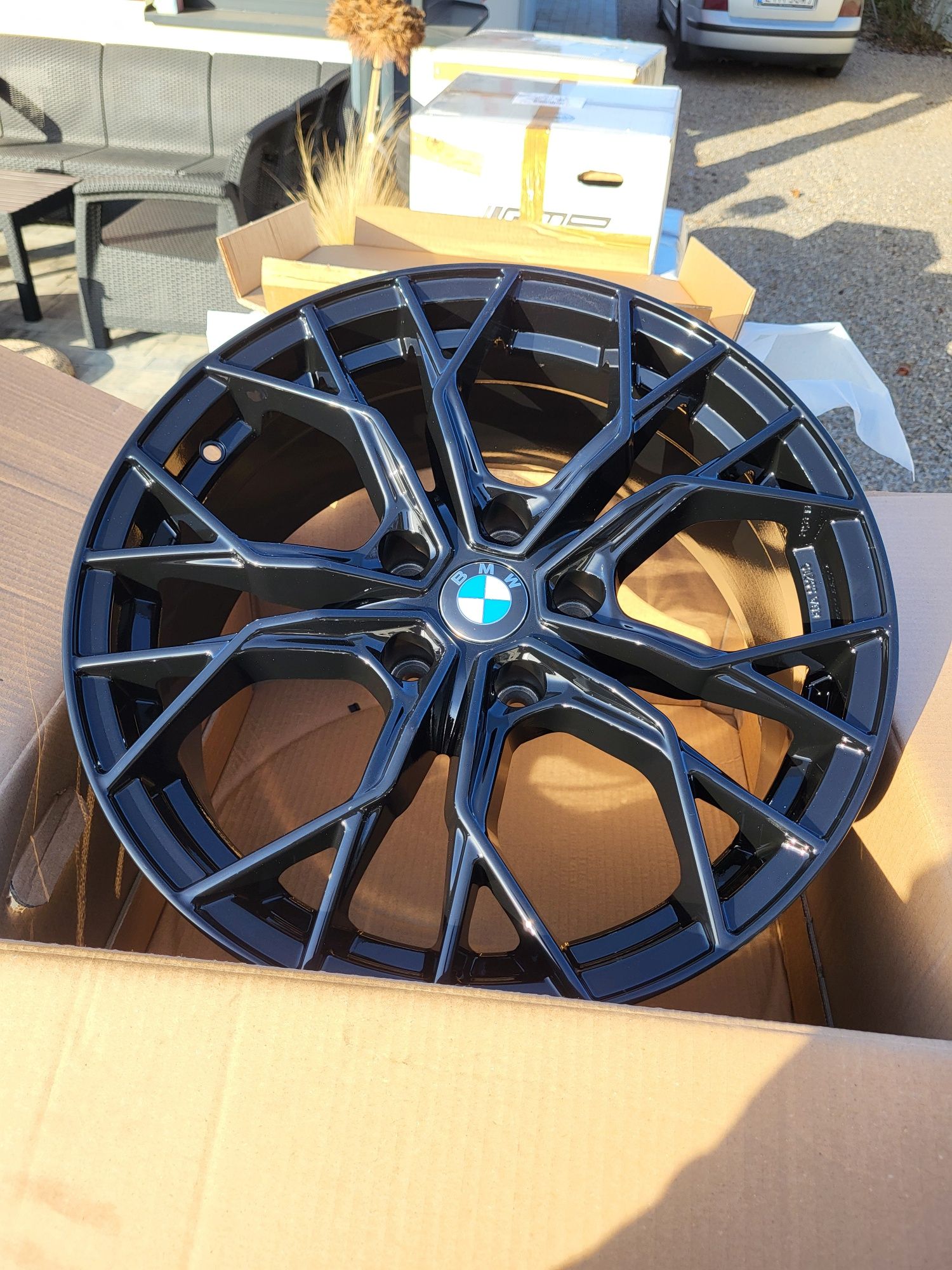 Alufelgi AVUS 18" 5x120 ET34 Bmw E92 E91 E90 F10 F11 X3 X1 E46 F30 F31