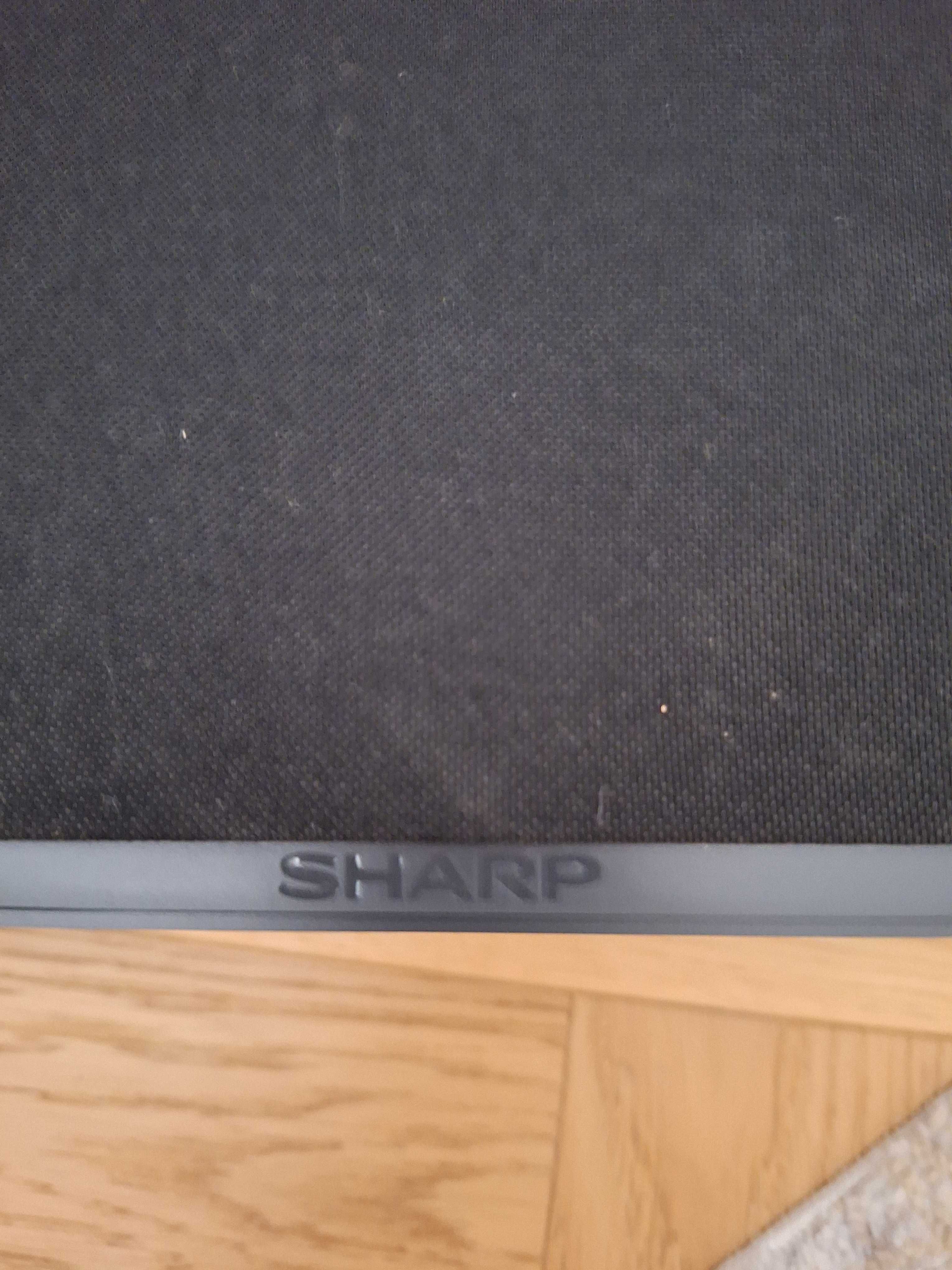 Głośnik subwoofer Sharp.