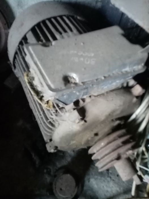 Електро двигун бу