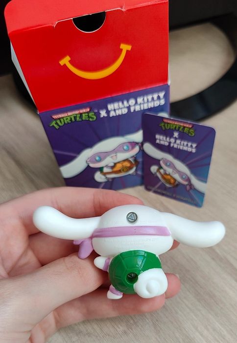 Figura Cinnamoroll x Donatello | TMNTxHello Kitty&Friends | McDonald's