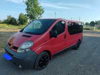 Sprzeda Renault trafic 1.9 diesel 2005r 9 osobowy