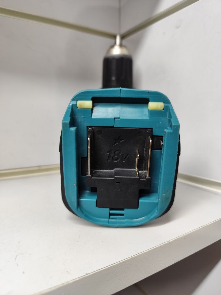 Makita DDF 484 безщітковий акумуляторний шуруповерт Макіта