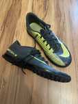 Buty turfy piłka  nożna  Nike rozm.40