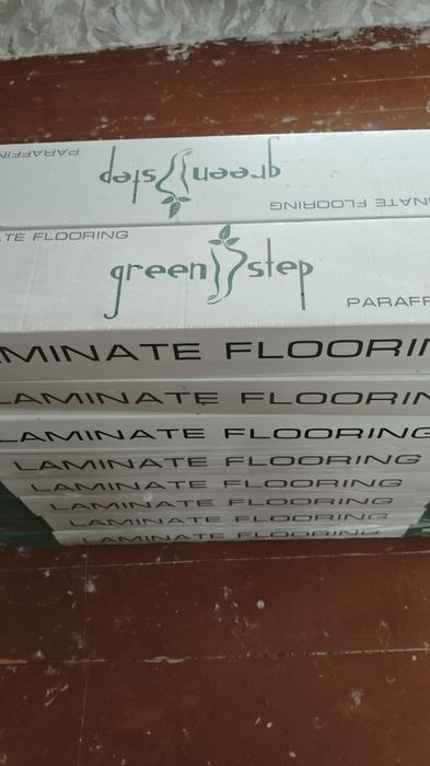 Ламинат напольный