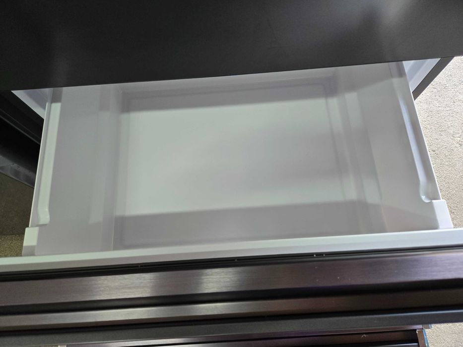 JANKI, ul. Wspólna 6 Lodówka Haier HTR5719ENPT