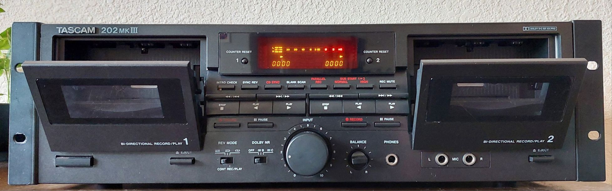 Tascam 202 MKIII Аналоговий багатодорожковий рекордер