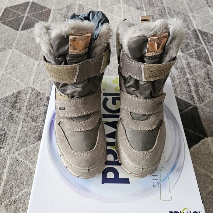 Buty zimowe/śniegowce primigi rozmiar 36