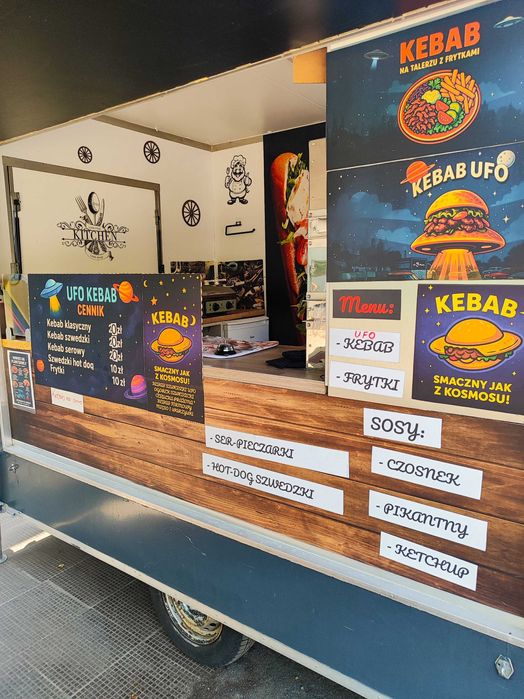 Przyczepa gastronomiczna, food truck, kurczak z rożna, gotowy biznes
