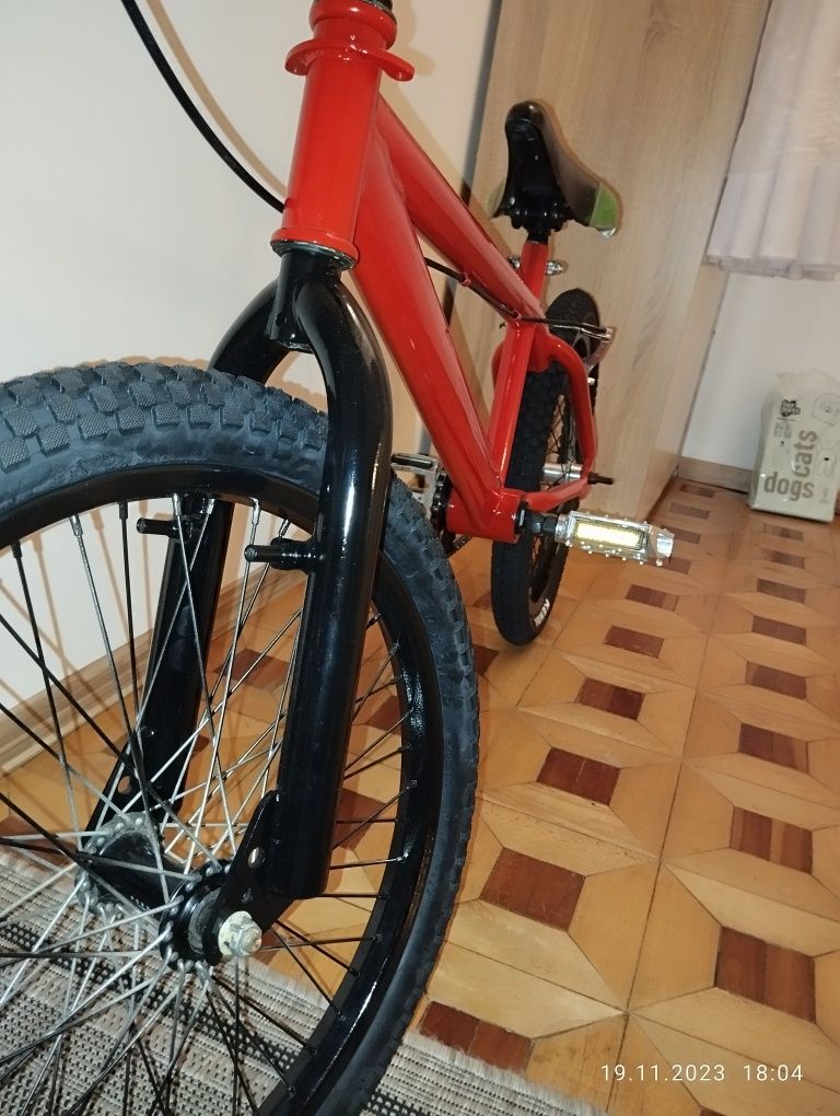 Rower BMX kola 20", super stan, duzo nowych rzeczy.