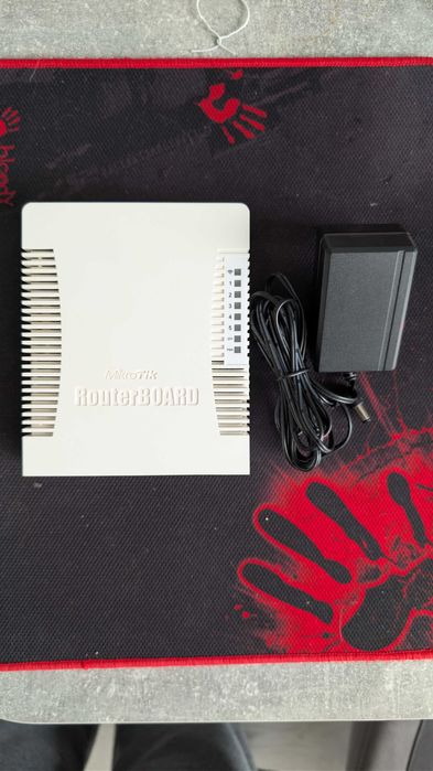 Маршрутизатор MikroTik hAP ac (RB962UiGS-5HacT2HnT) 5 ГГц + 2.4 ГГц