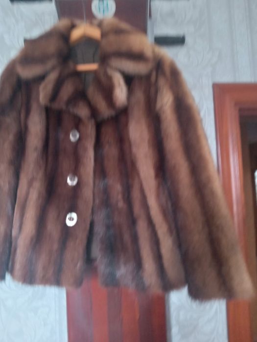 Норковий полушубок.