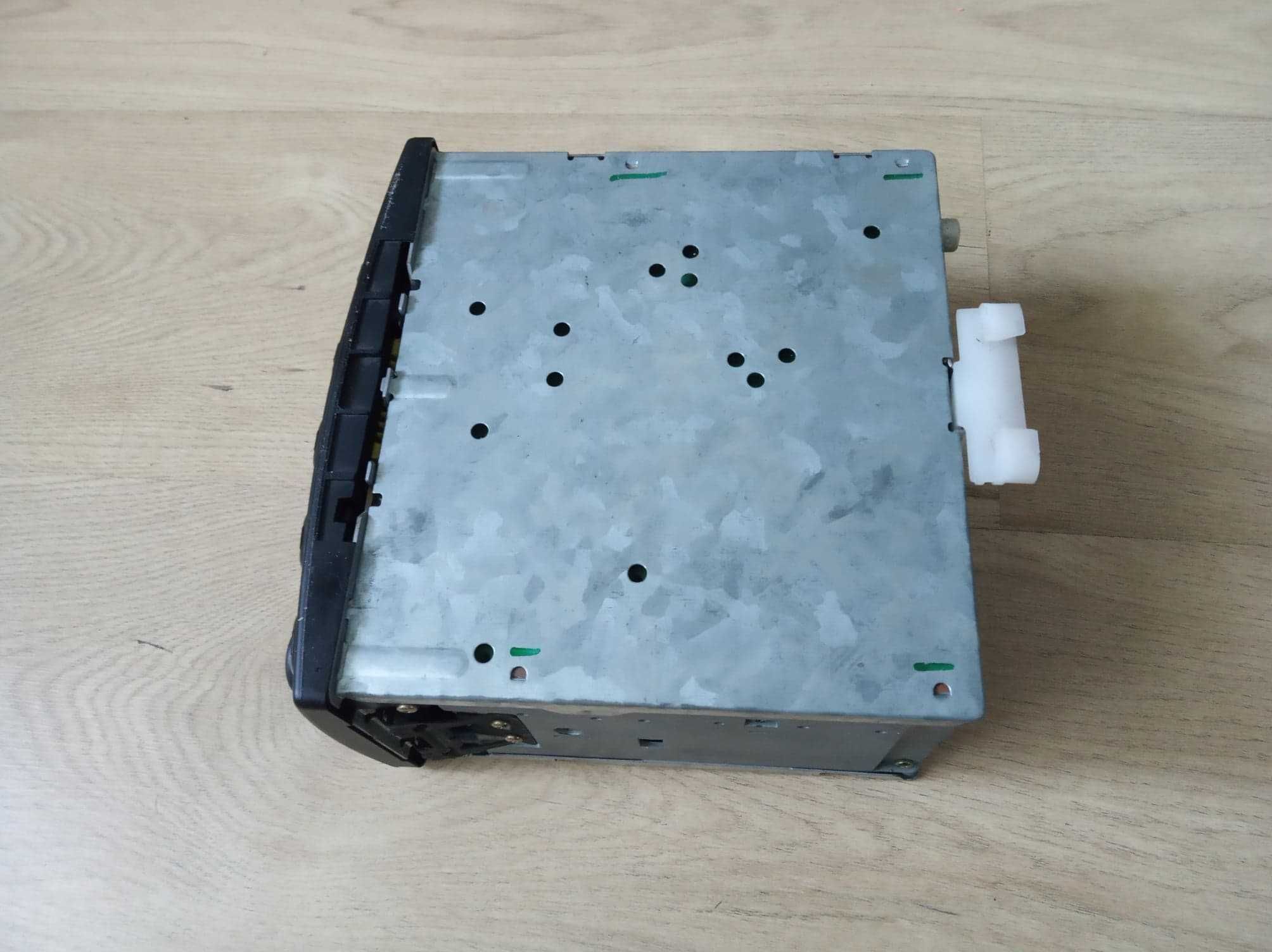 Radio do Ford MONDEO MK3 /FIESTA / COUGAR/ PUMA oryginalne z kodem