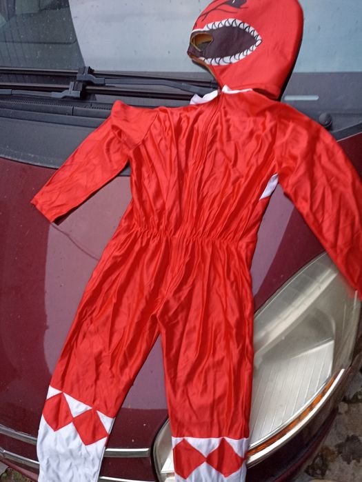 Strój przebranie Czerwony Ranger Power Rangers 10-12 lat

Tylko