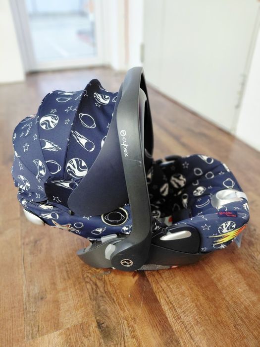 Fotelik samochodowy łupina nosidełko  CYBEX  z bazą Cloud Q Anna K. Sp