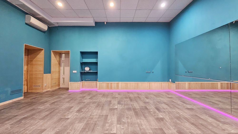 Погодинна ОРЕНДА ЗАЛІВ метро Звіринецька, Дружби Народів танці йога