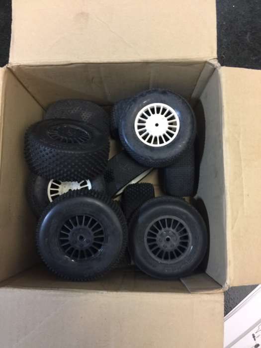 Short course 2wd team durango