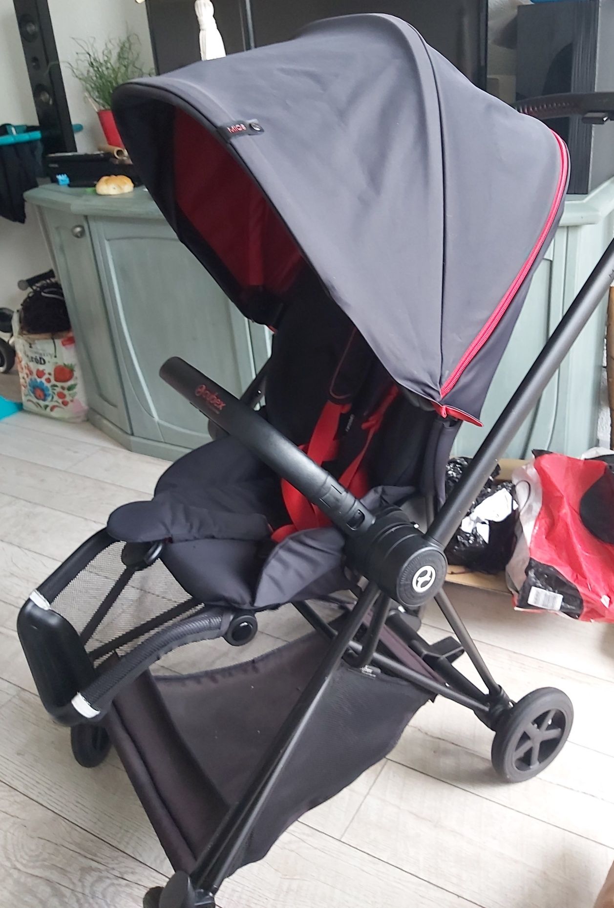 Cybex Mios scuderia ferrari victory black