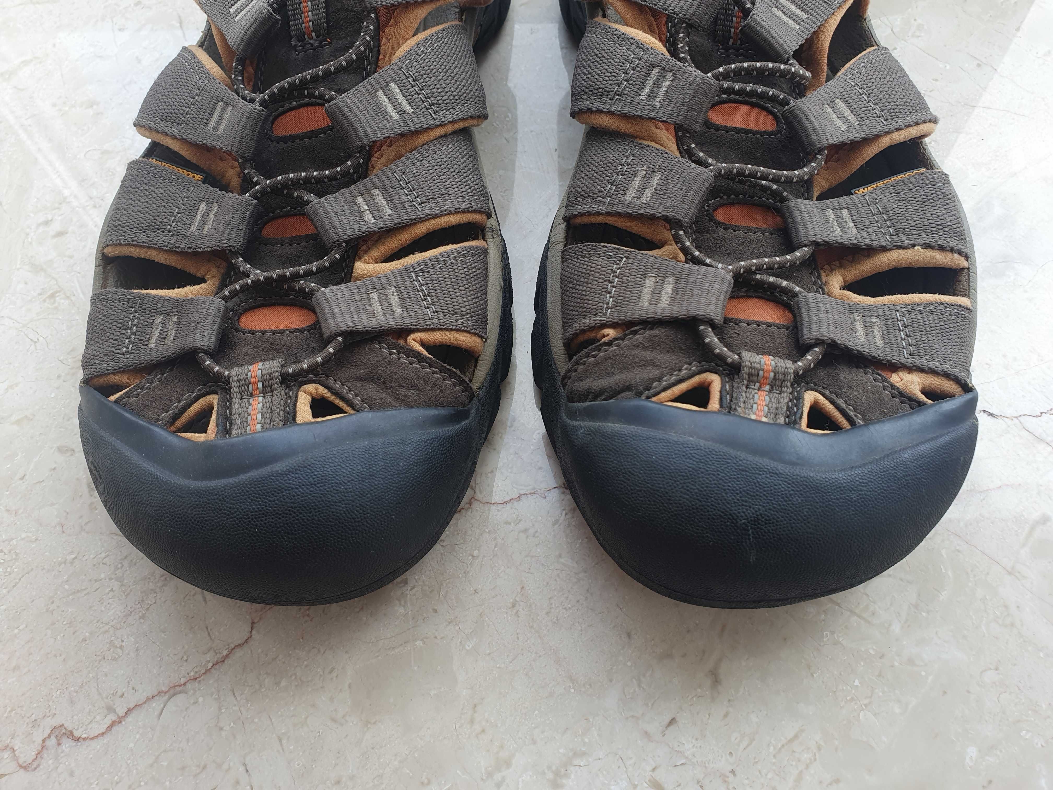 Трекінгові сандалі Keen 44 р