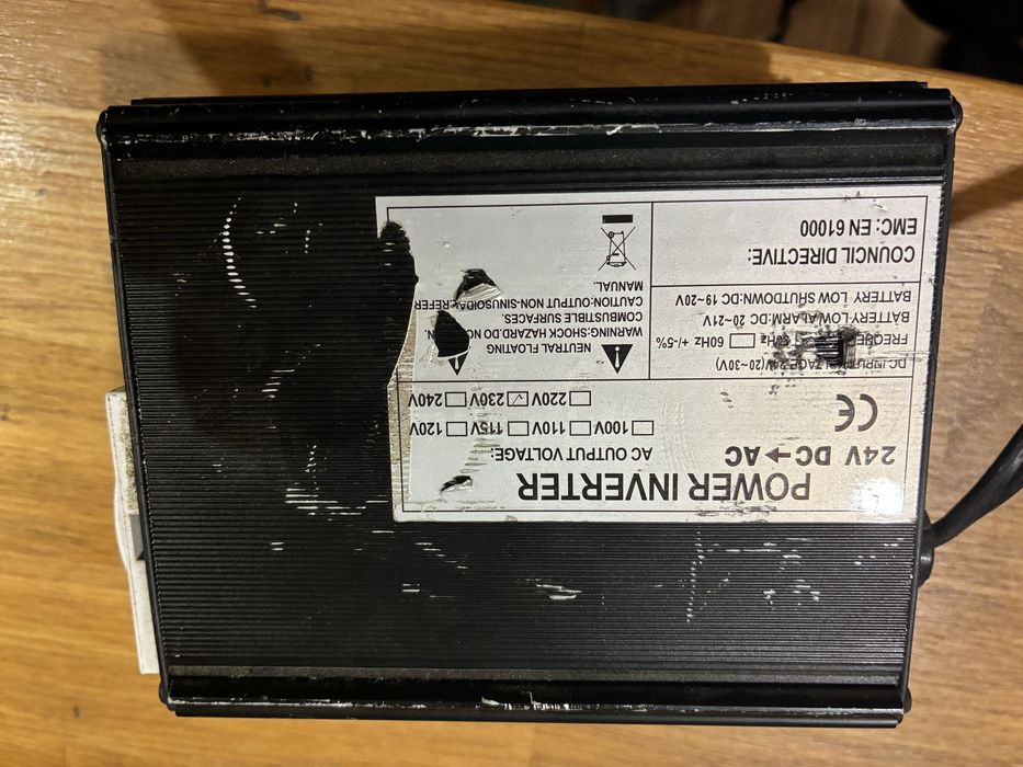 Przetwornica 24V DC na AC 230