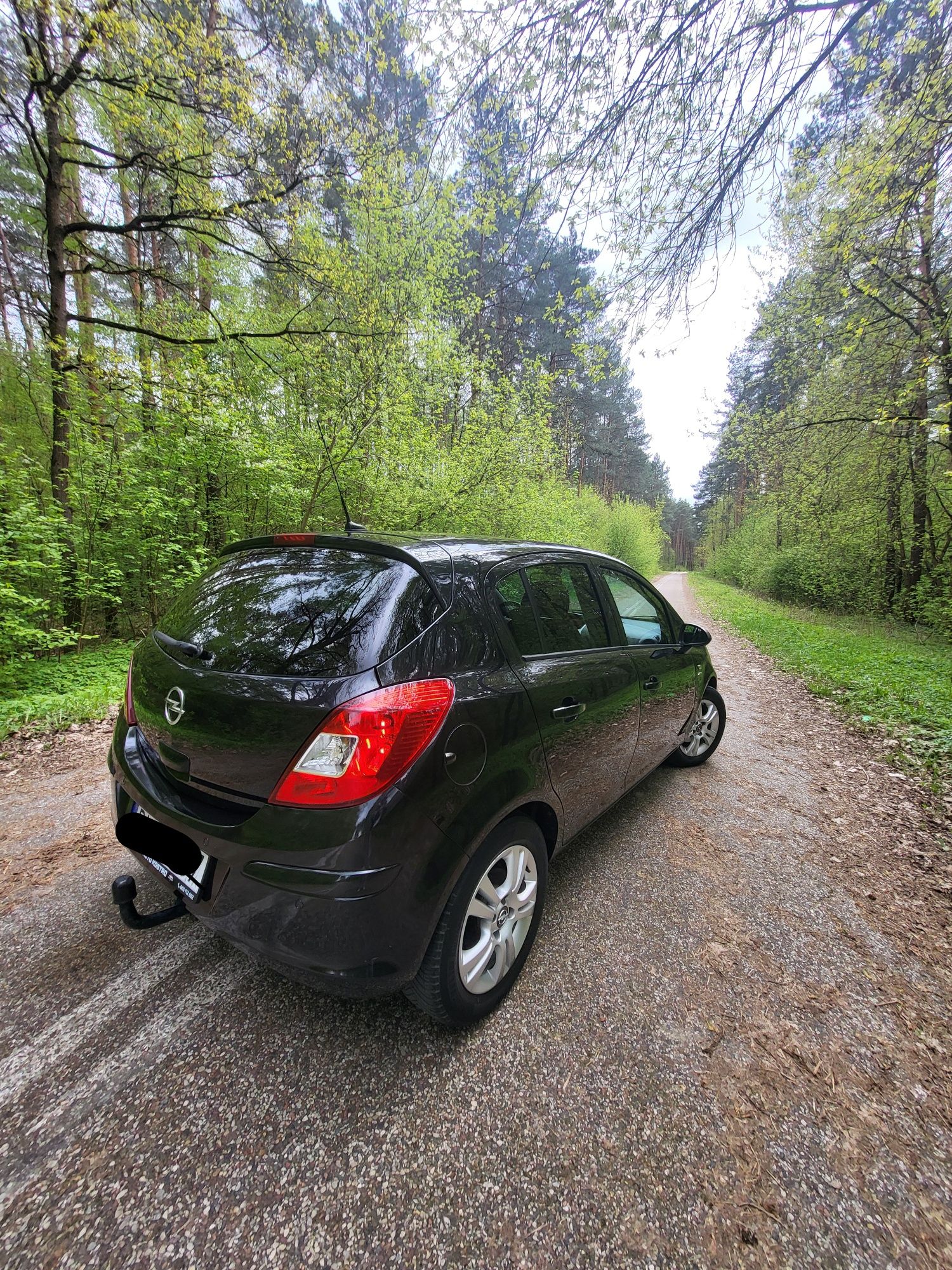 Opel Corsa  1.4  2013 rok