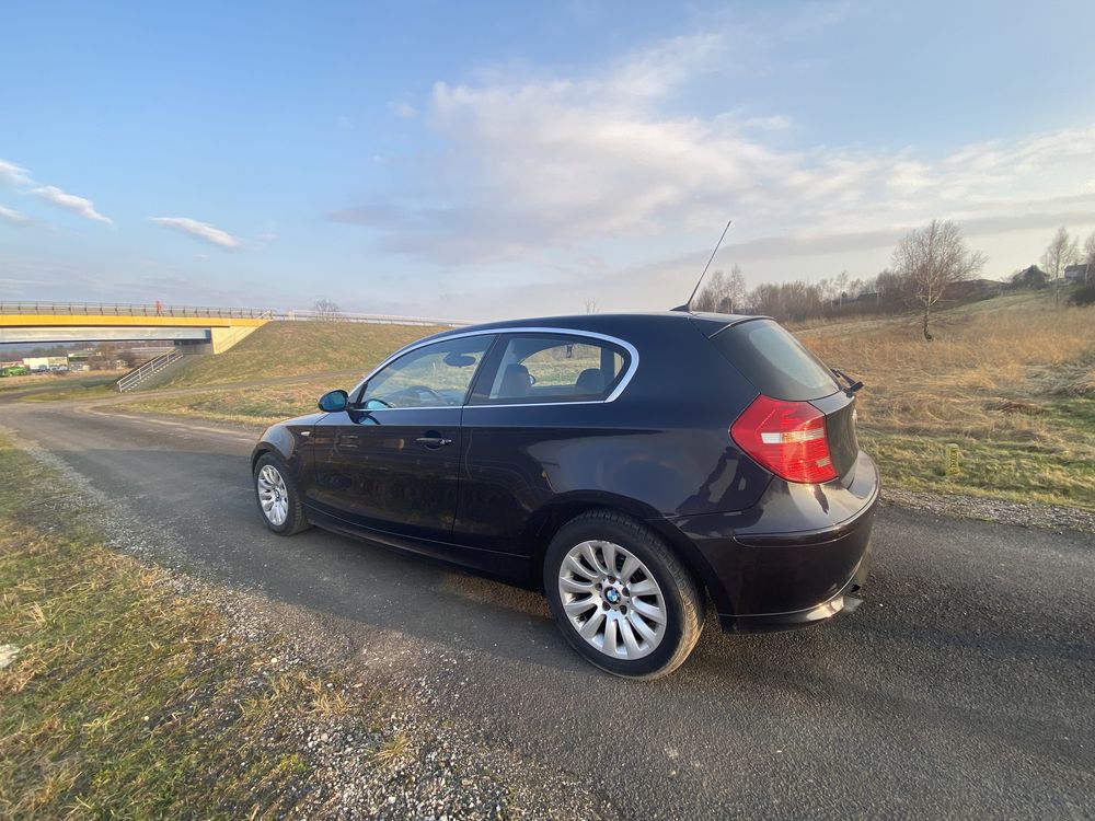 Sprzedam BMW E87 118d