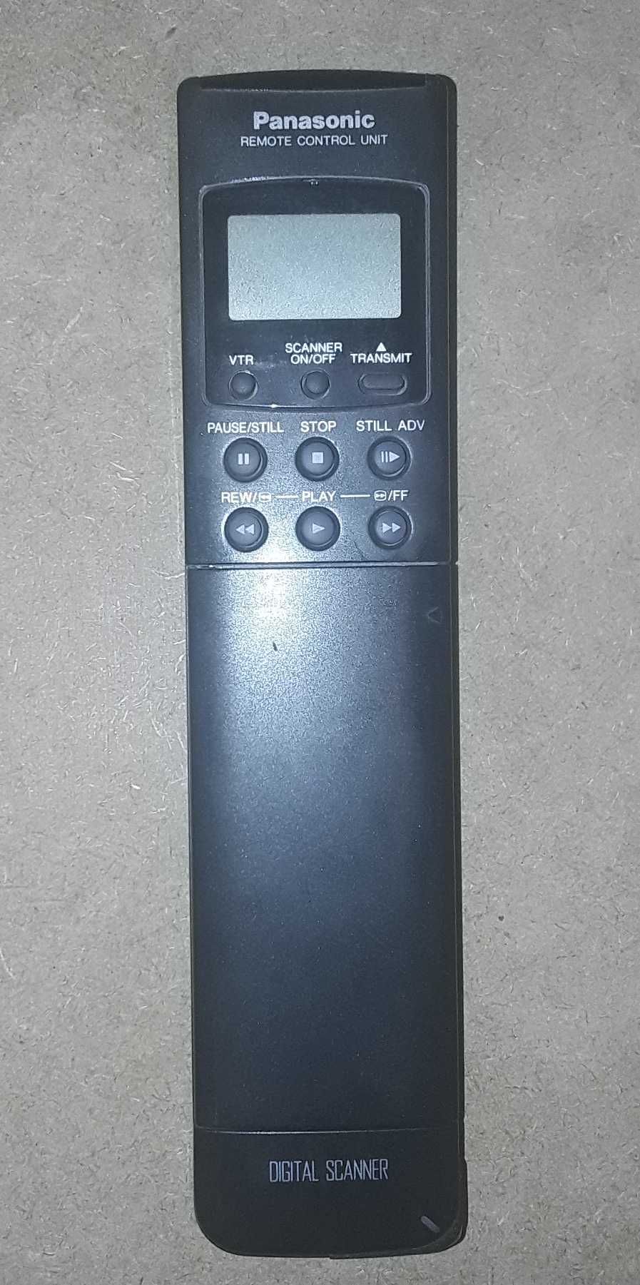 Leitor gravador de vídeo VHS Panasonic NV-F55 com telecomando