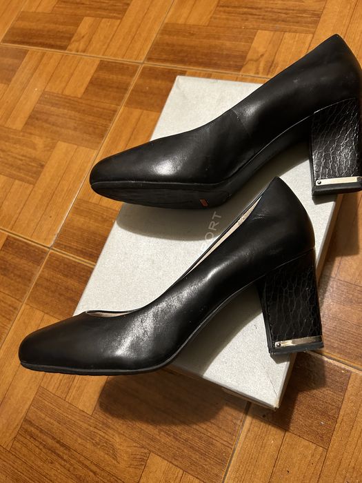 Sapatos 39 mulher classicos de pele Rockport usados 1 vez