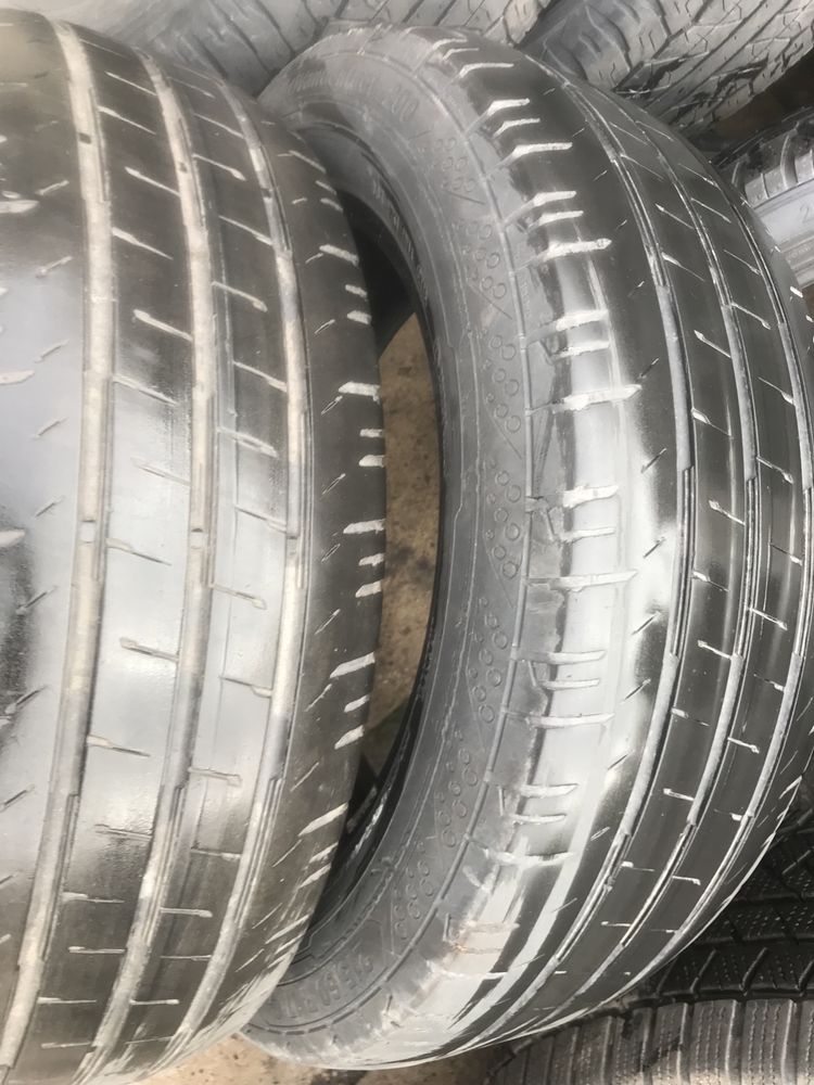 2 szt.para opony letnie 16r.6 mm 215/60R17C Continental VanContact 200