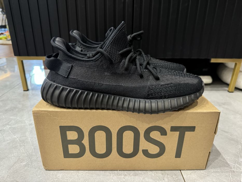 Idealne Adidas Yeezy 350 onyx 45 1/3
