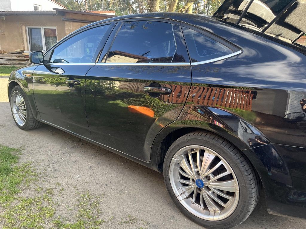 Ford Mondeo MK4 2.0 benzyna Titanium