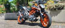 KTM duke 390 com mala