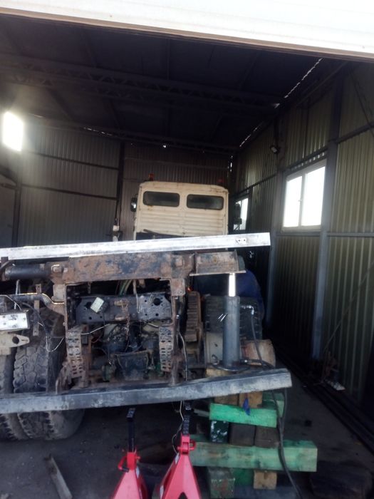 Prostowanie ram przyczep