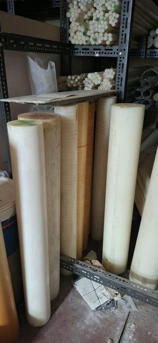 Lote Diversificado de Varas e Tarugos de teflon