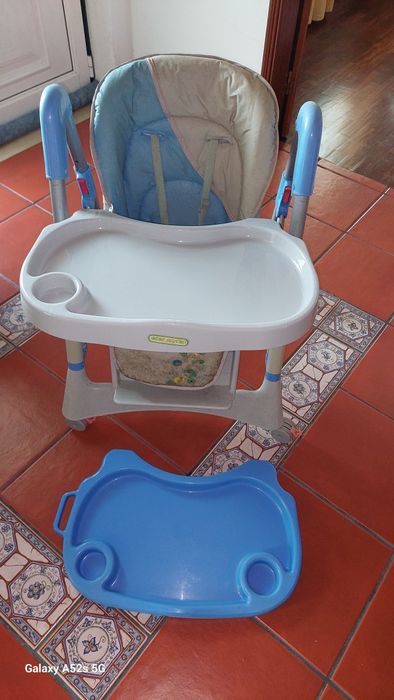 Cadeira de refeições