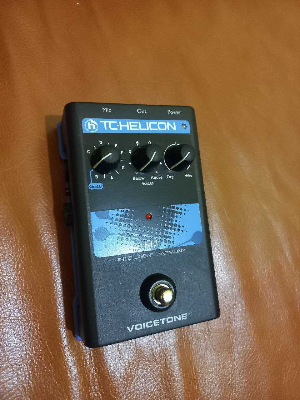 Вокальний процессор - TC Helicon H1