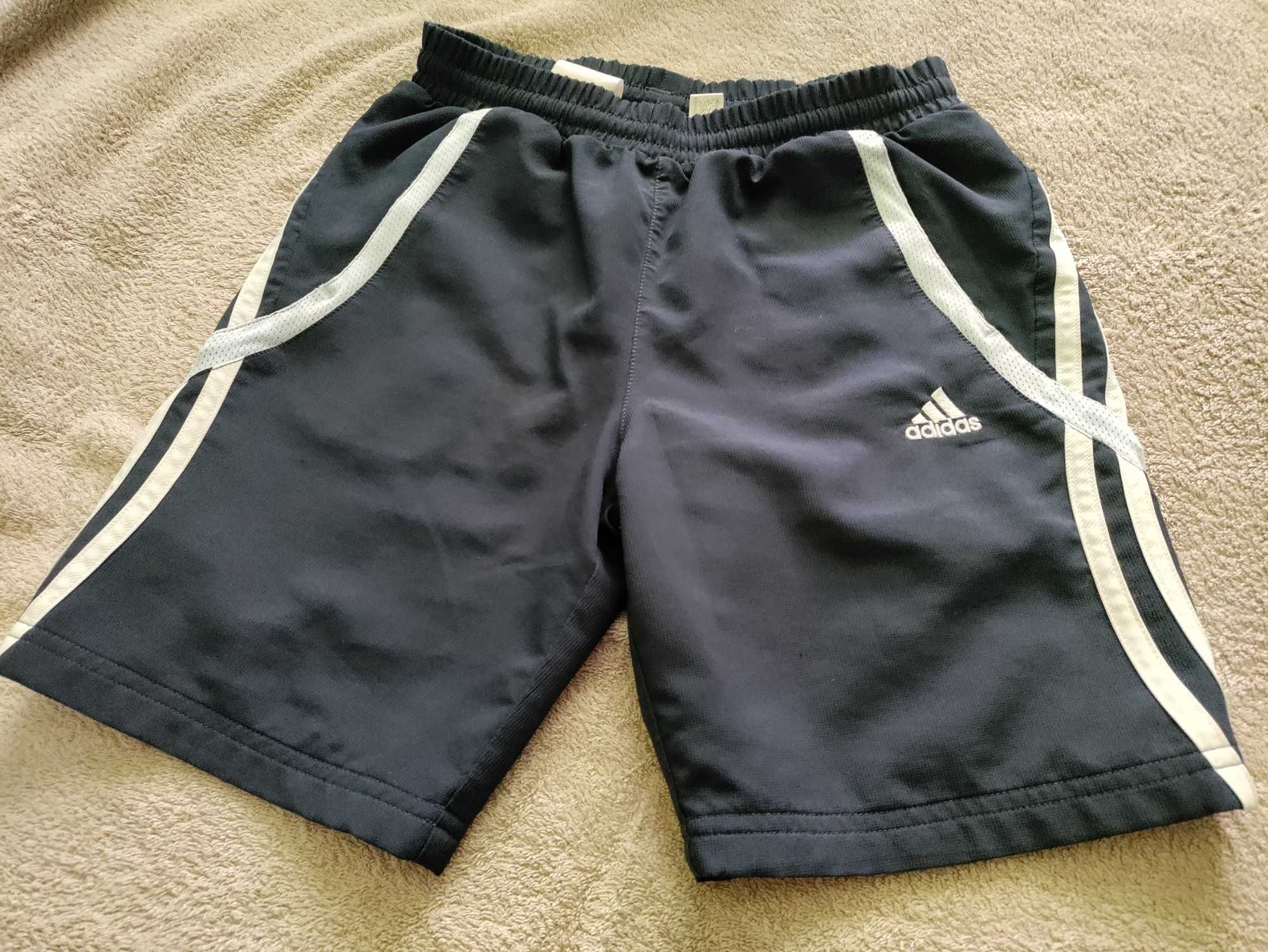 Spodenki Adidas 7-8 lat