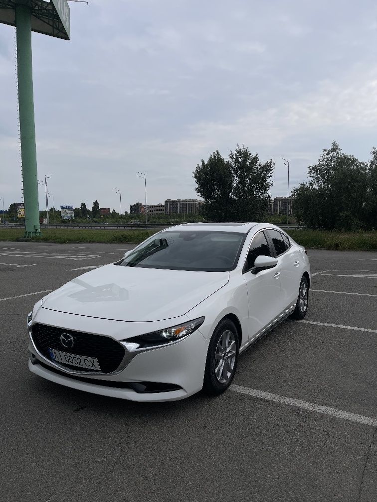 Mazda 3 AWD SKYACTIV G 2.5, повний привід та комплектація