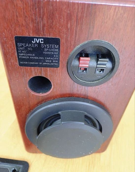 JVC SPEAKER System unitT no  SP-UXD88