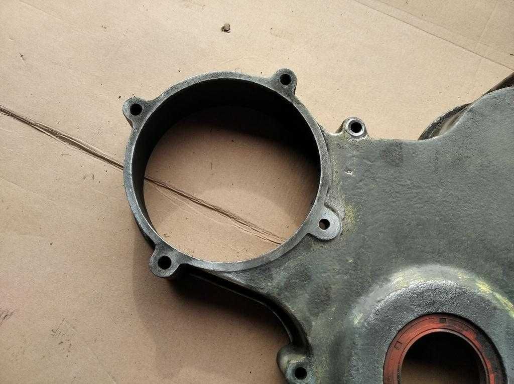 Ursus C 325 C 328 obudowa rozrządu oryginał PRL