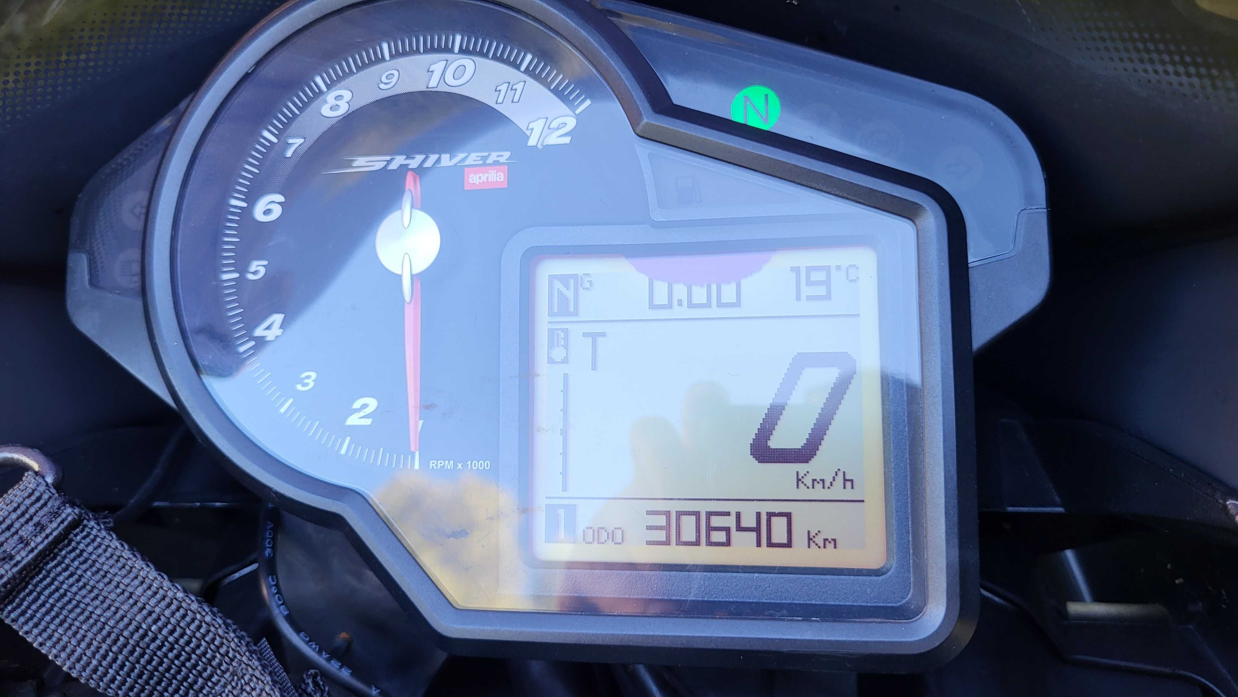 Motocykl Aprilia Shiver 750