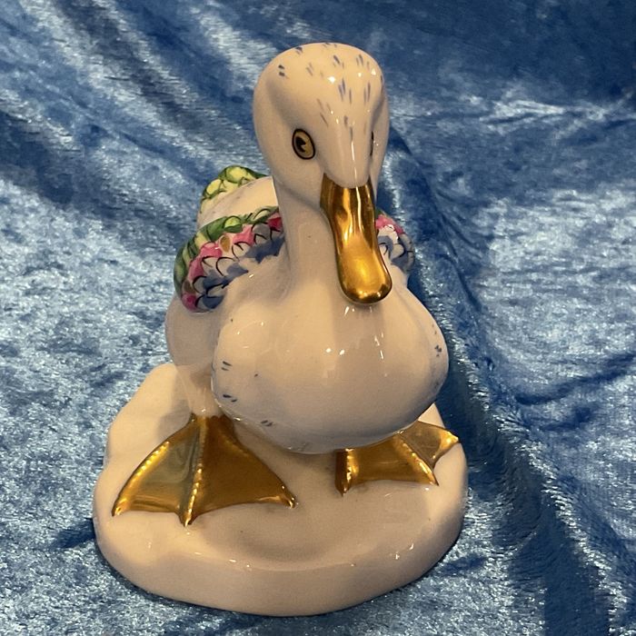 Patinho vista alegre 8 cm pintura manual ,anúncios abaixo