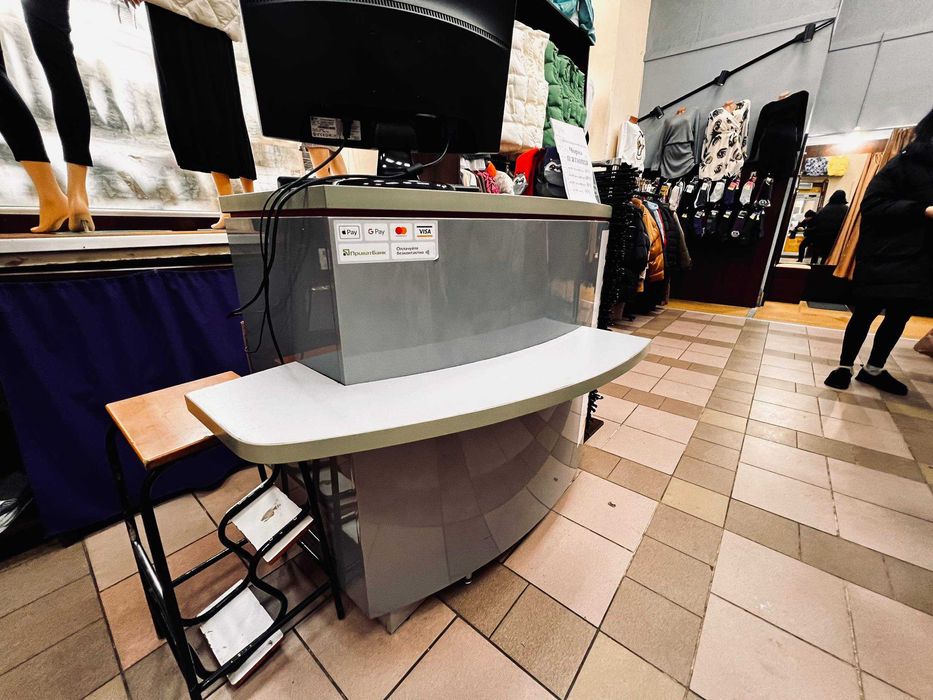 Стіл (ресепшен) для вашого бізнесу