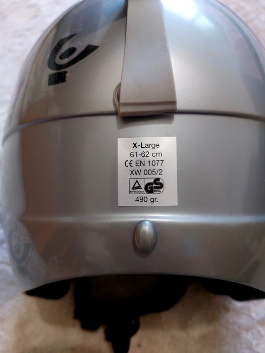 Шолом Uvex для сноуборда