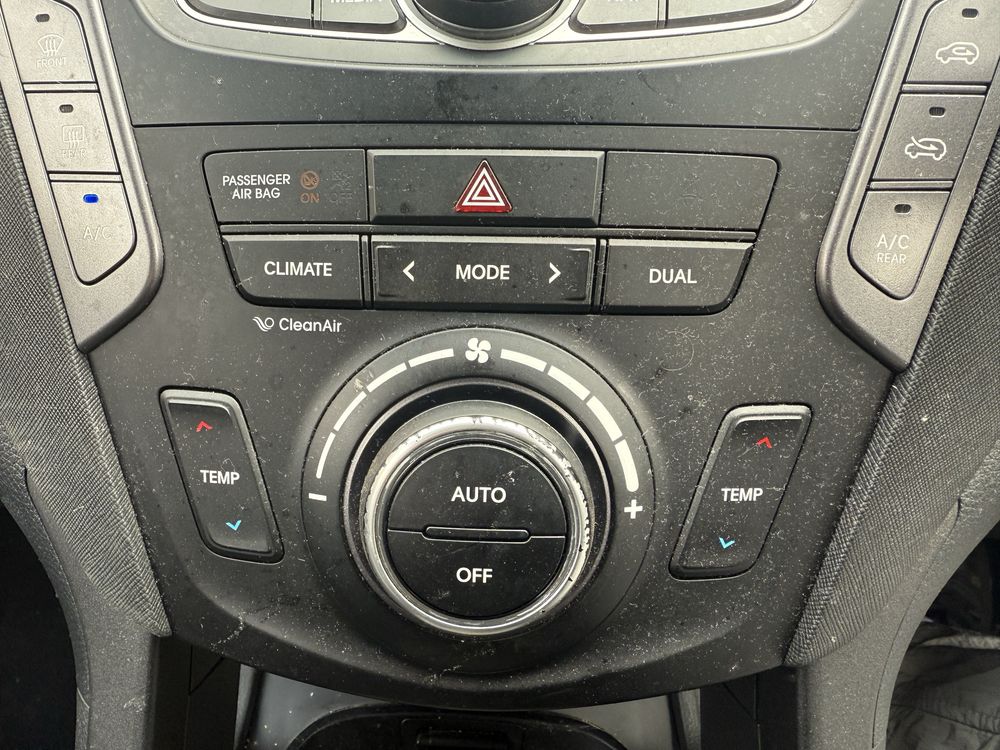 Блок управління пічкою клімою Hyundai Santa Fe 3 12-16 972502w800