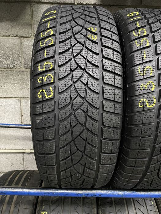 Зимові шини 235/55 R19 (105T) GOOD YEAR