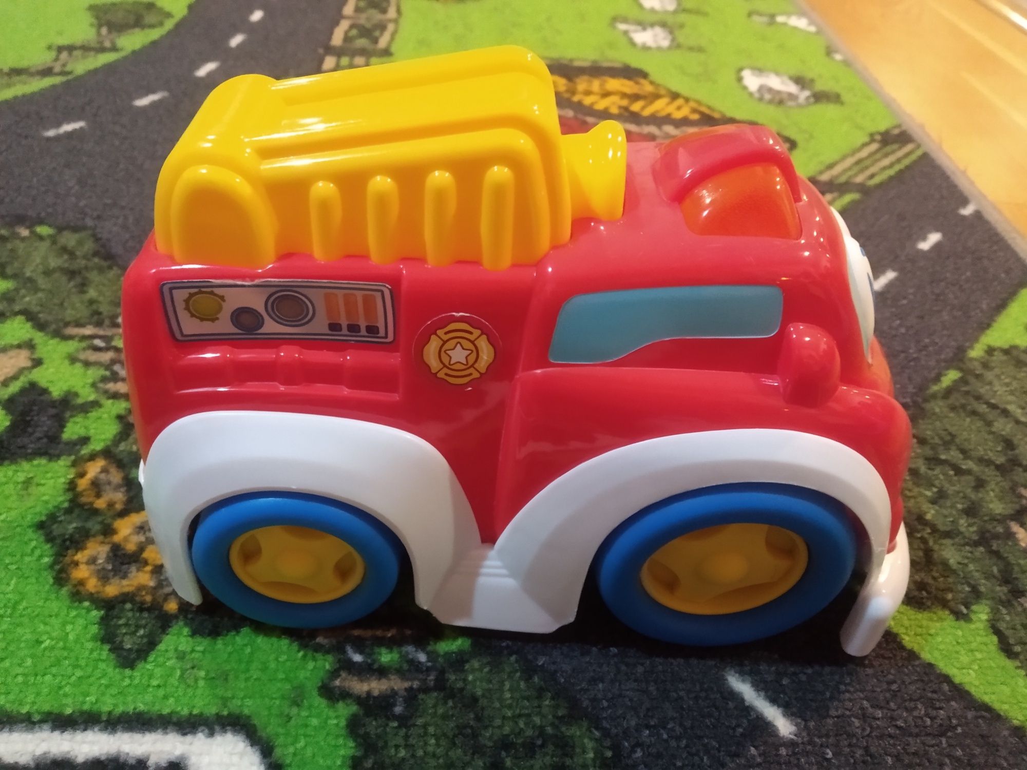 Wóz strażacki dla niemowlaka dziecka