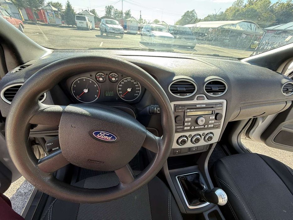 Автомобіль Ford Focus 2004