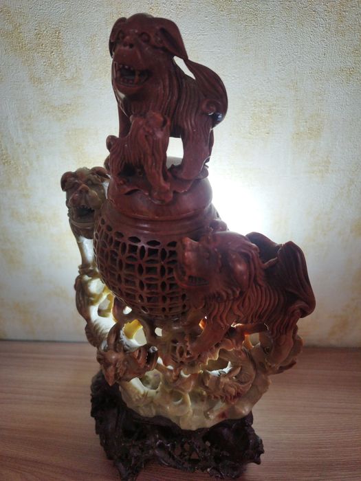 Ваза- араматница для благовоний в виде пяти собак Фу .